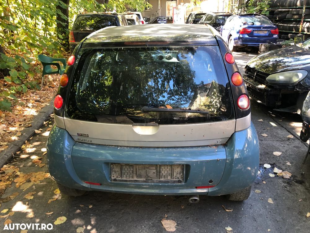 Dezmembrez Smart ForFour bleo 2006 automat 1,3 benzina - 10