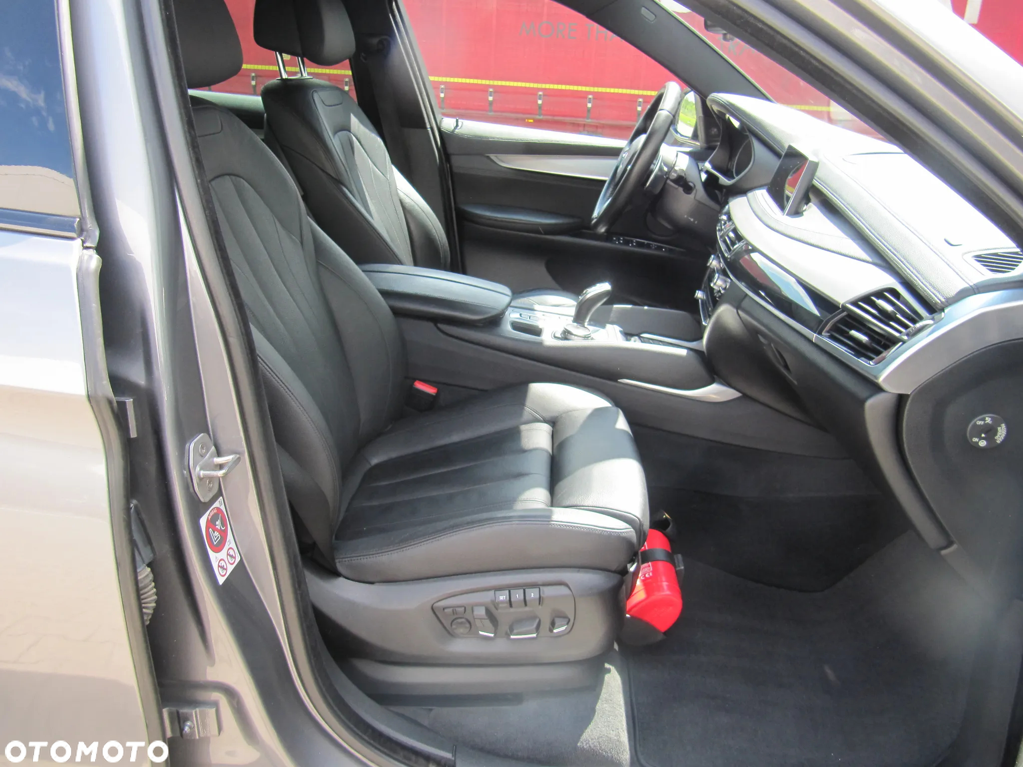 BMW X6 xDrive40d - 16