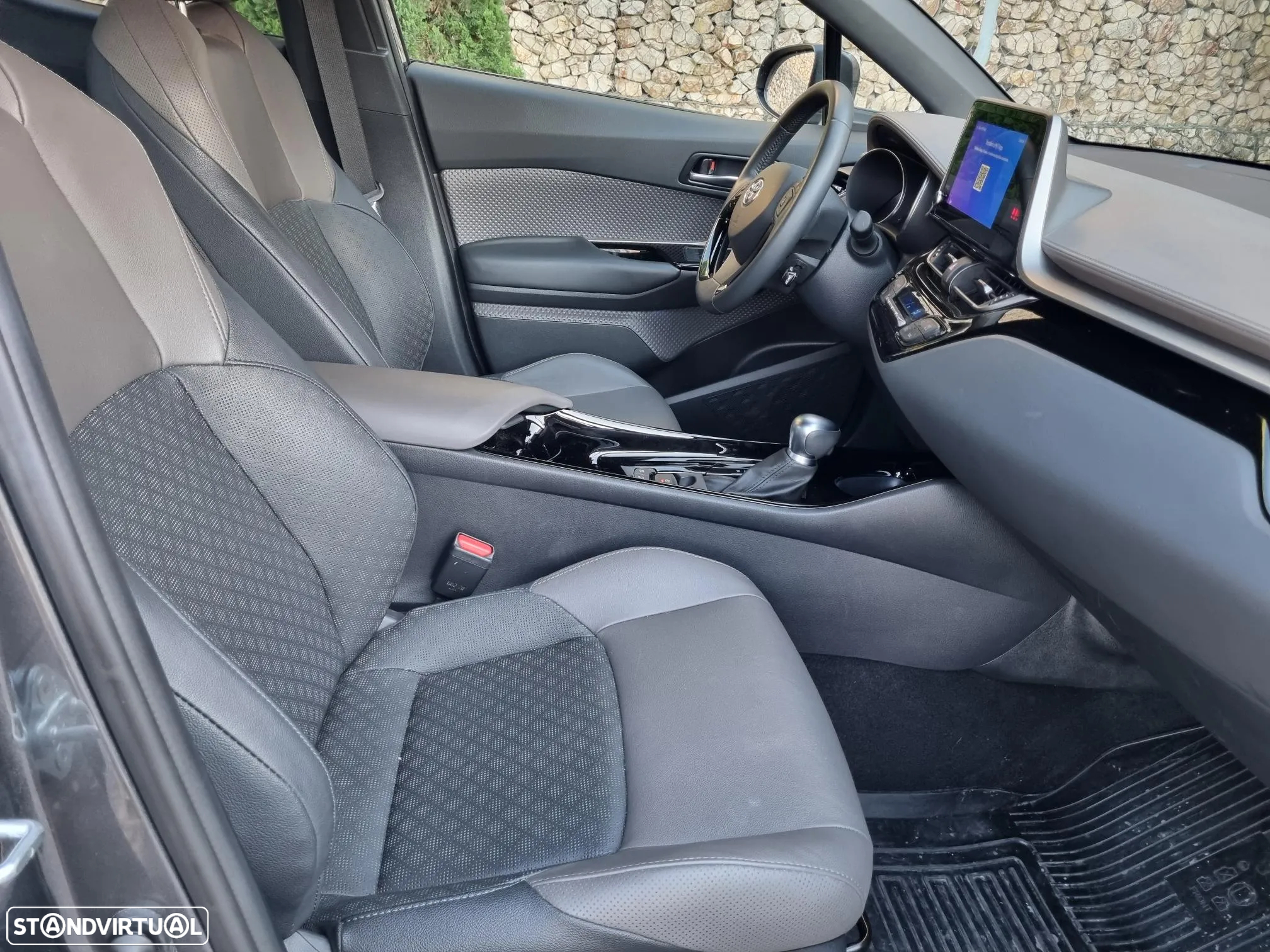 Toyota C-HR 1.8 Hybrid Exclusive+P.Luxury - 13