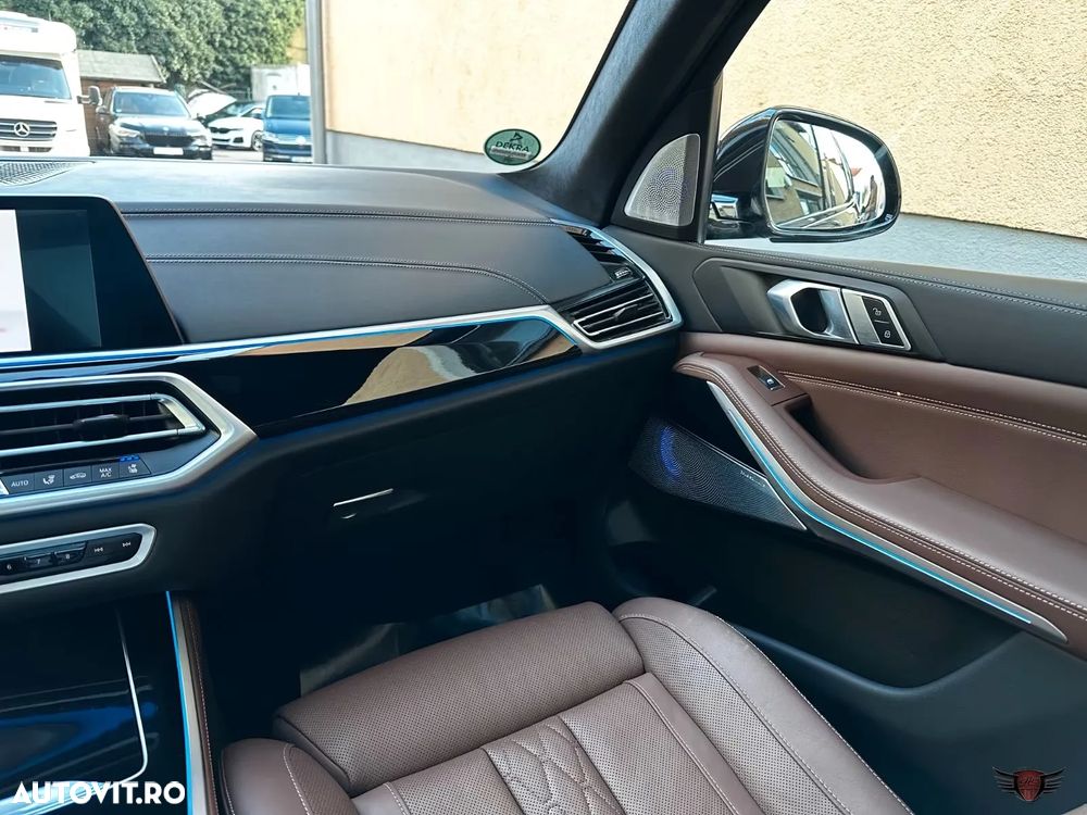 BMW X5 xDrive45e - 24