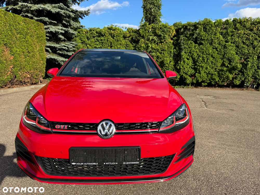 Volkswagen Golf GTI (BlueMotion Technology) DSG Performance - 3