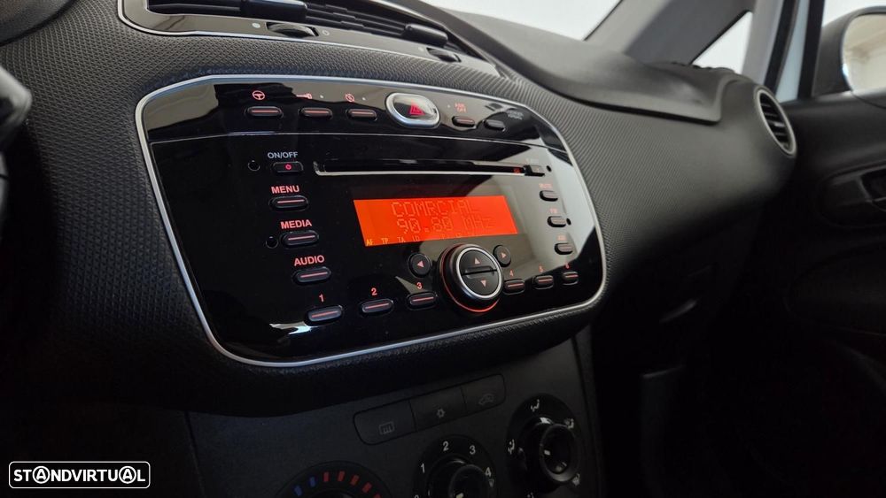 Fiat Punto 1.3 M-Jet Easy S&S - 18