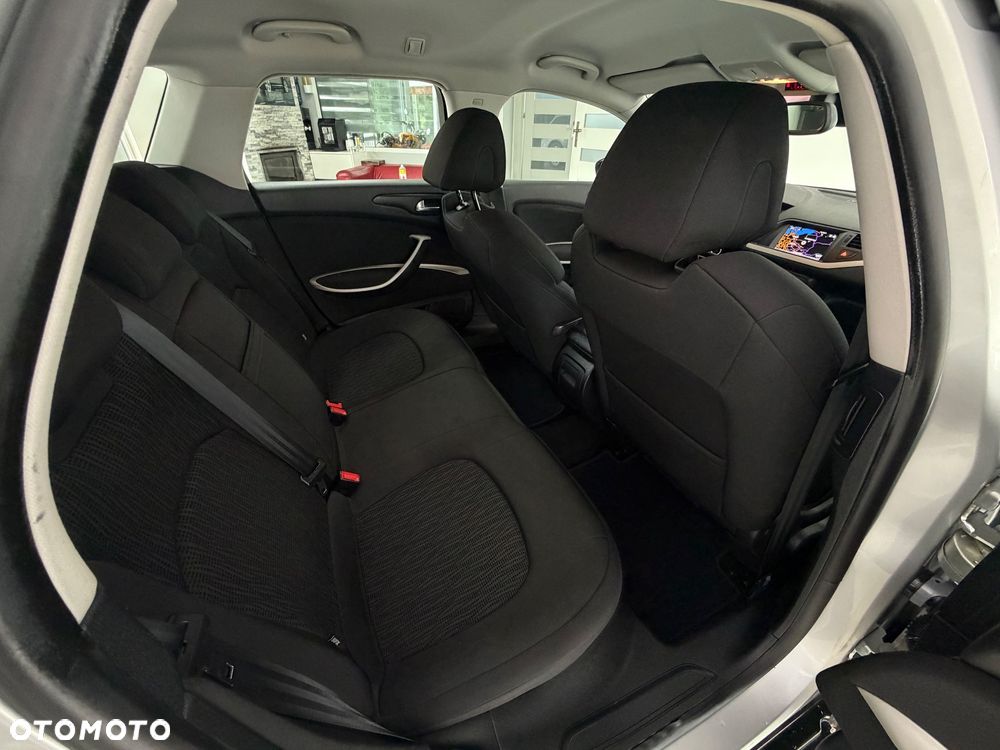 Citroën C5 2.0 HDi Exclusive - 27