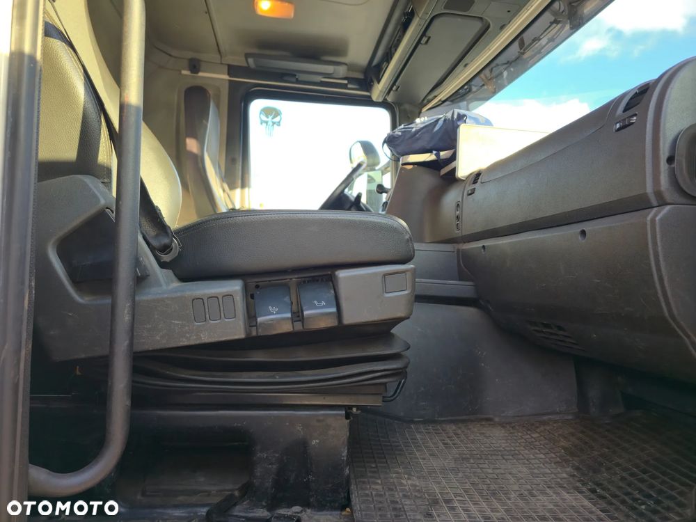 Scania G 320 B4X2 - 19