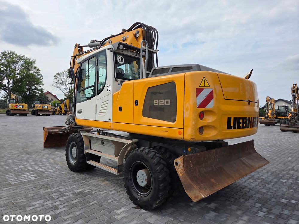 Liebherr A920 / z Niemiec / Stan idealny / - 3