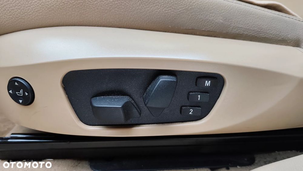 BMW X3 xDrive28i - 11
