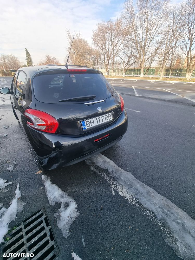 Peugeot 208 1.4 HDi FAP Style - 9