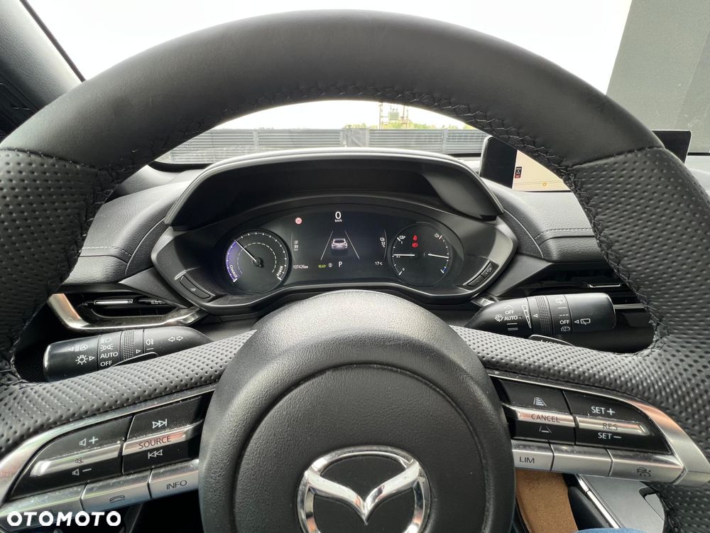 Mazda MX-30 - 4