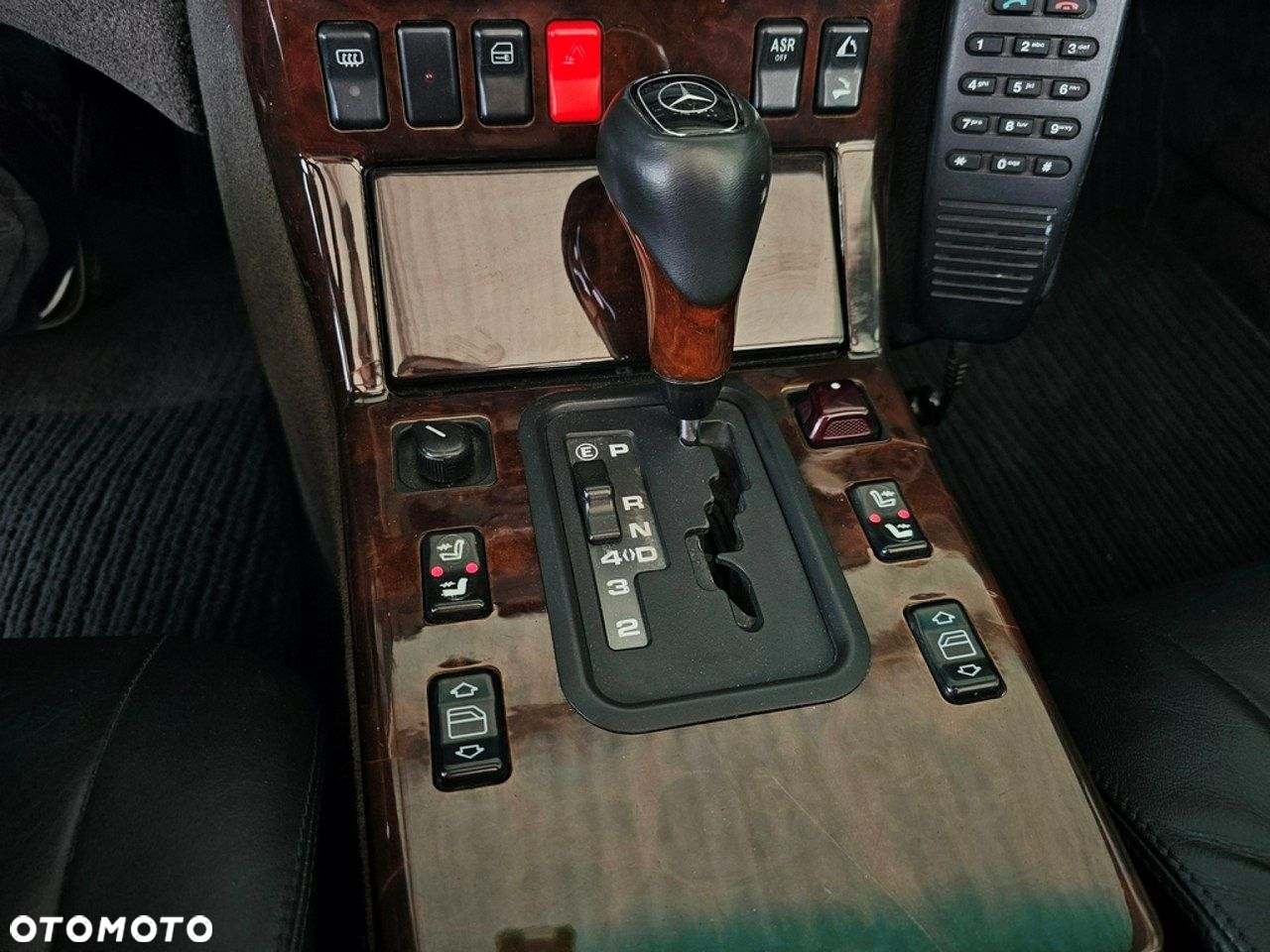 Mercedes-Benz SL - 30