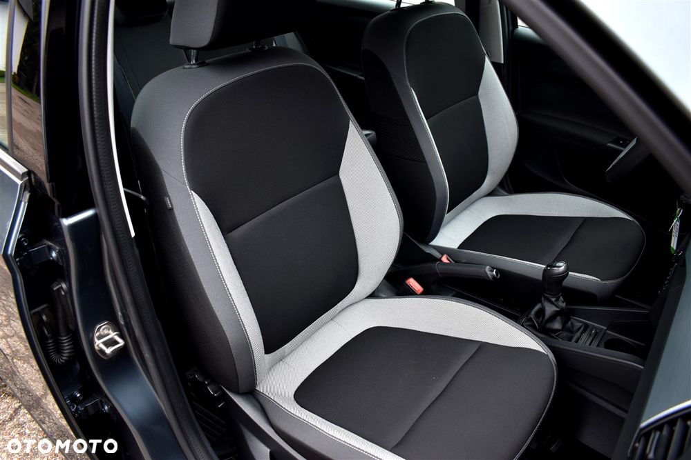 Skoda Fabia 1.2 TSI Monte Carlo - 18