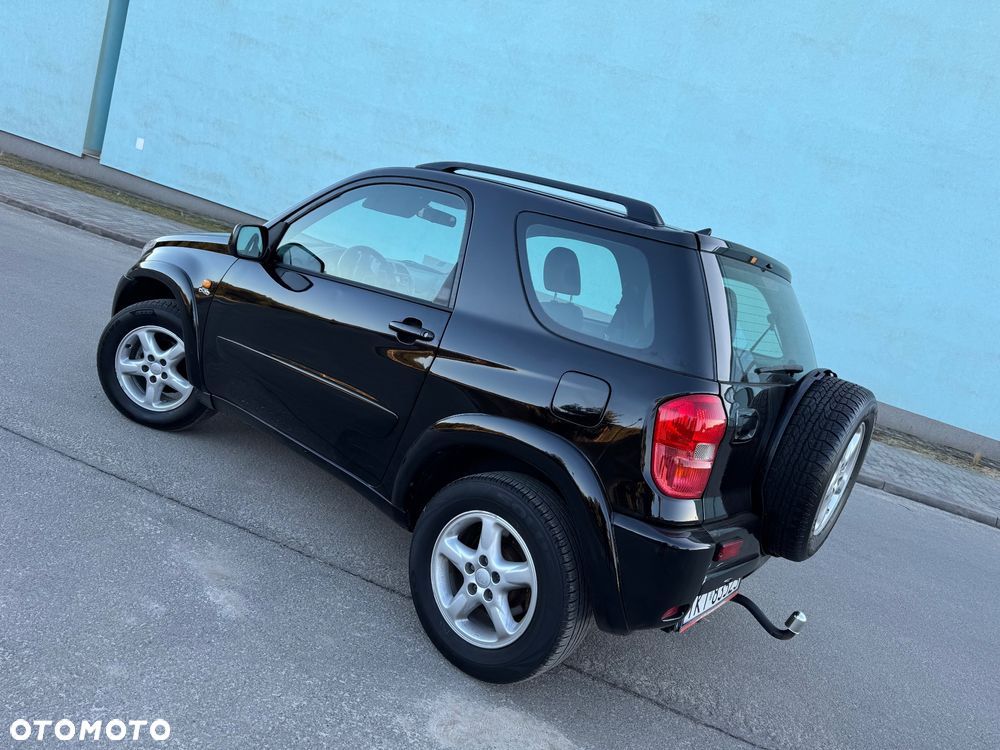 Toyota RAV4 D-4D 4x4 - 8