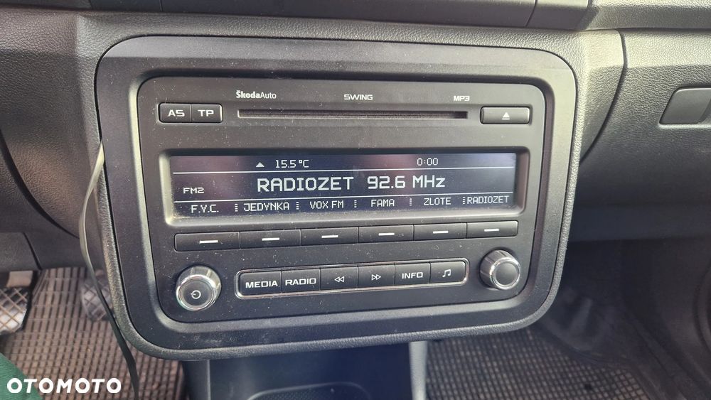 SKODA FABIA II RADIO SWING - 1