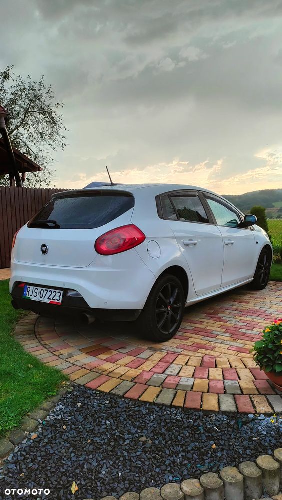 Fiat Bravo 1.4 T-Jet 16V Dynamic - 1