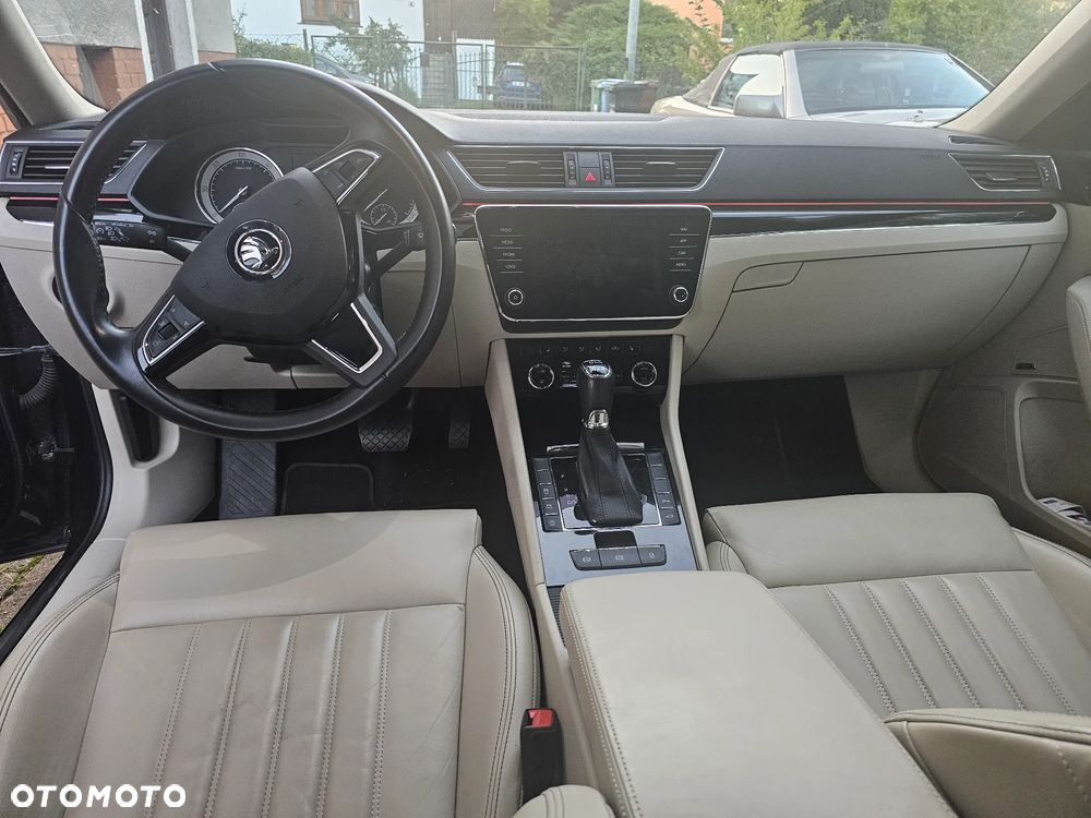 Skoda Superb 2.0 TDI 4x4 DSG L&K - 13