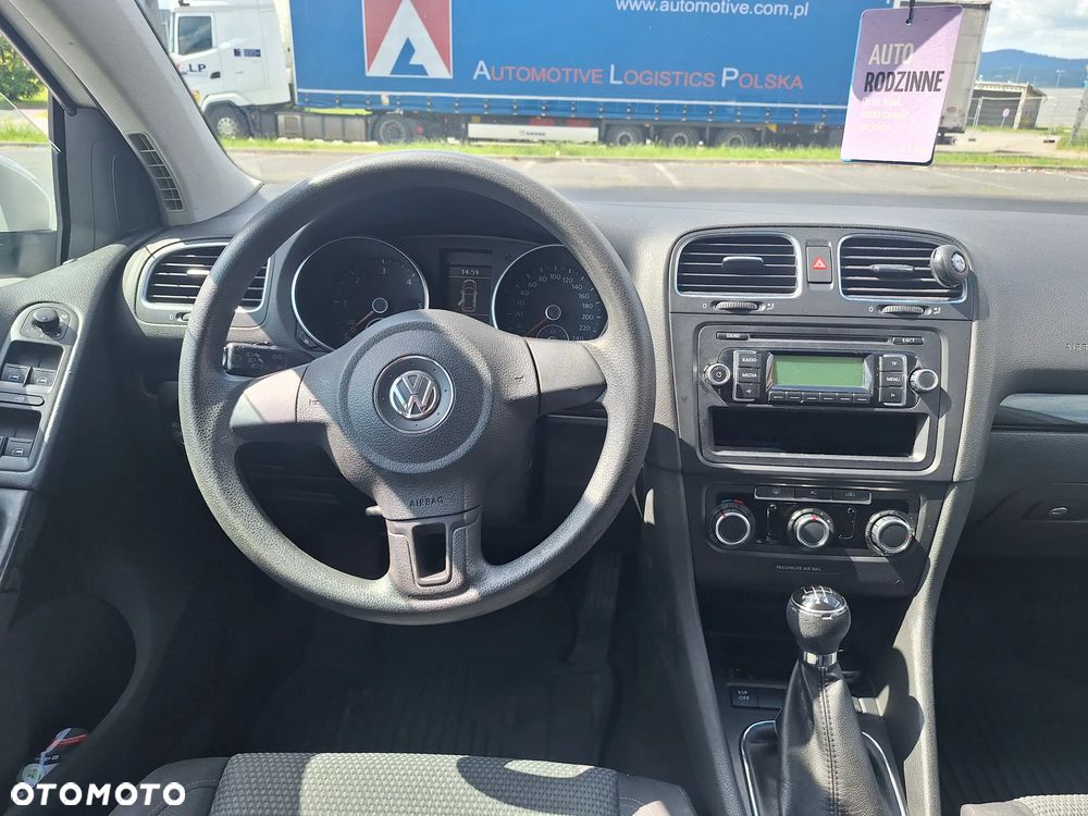 Volkswagen Golf 1.6 TDI DPF Comfortline - 6