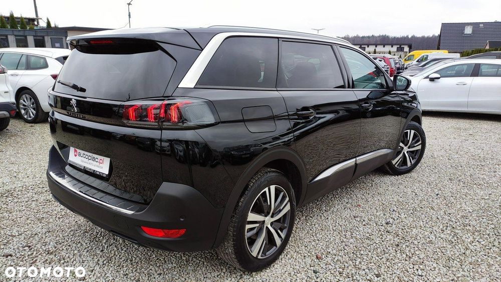 Peugeot 5008 - 3
