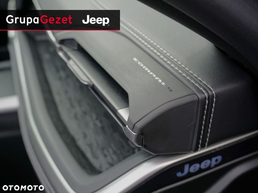 Jeep Compass - 9