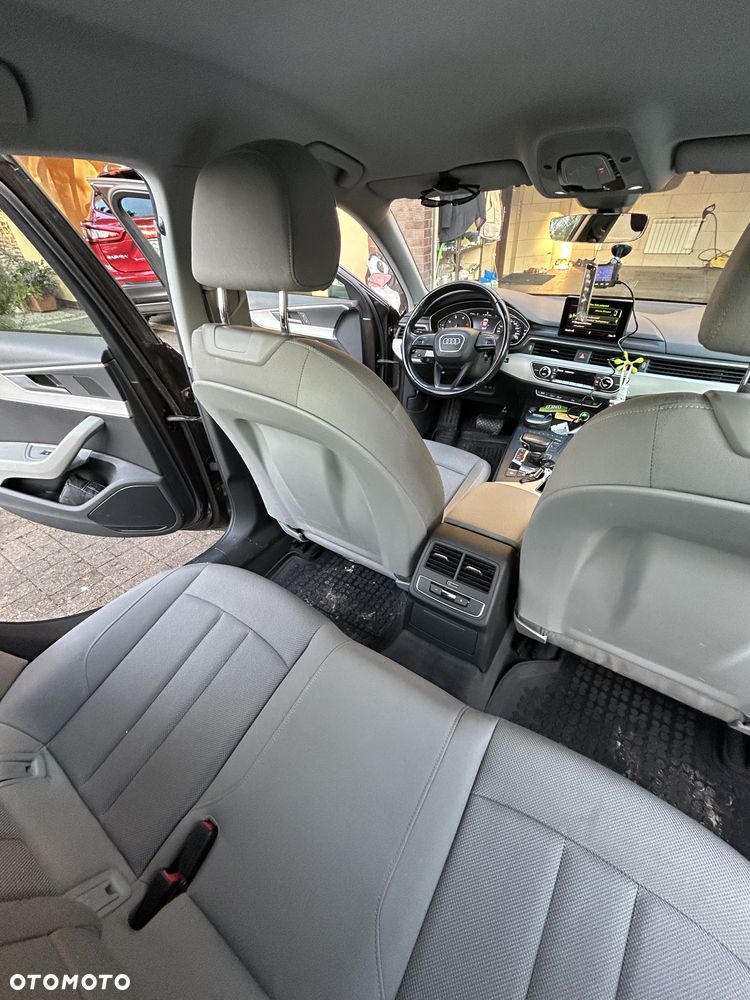 Audi A4 Limousine 2.0 TDI Sport S tronic - 11