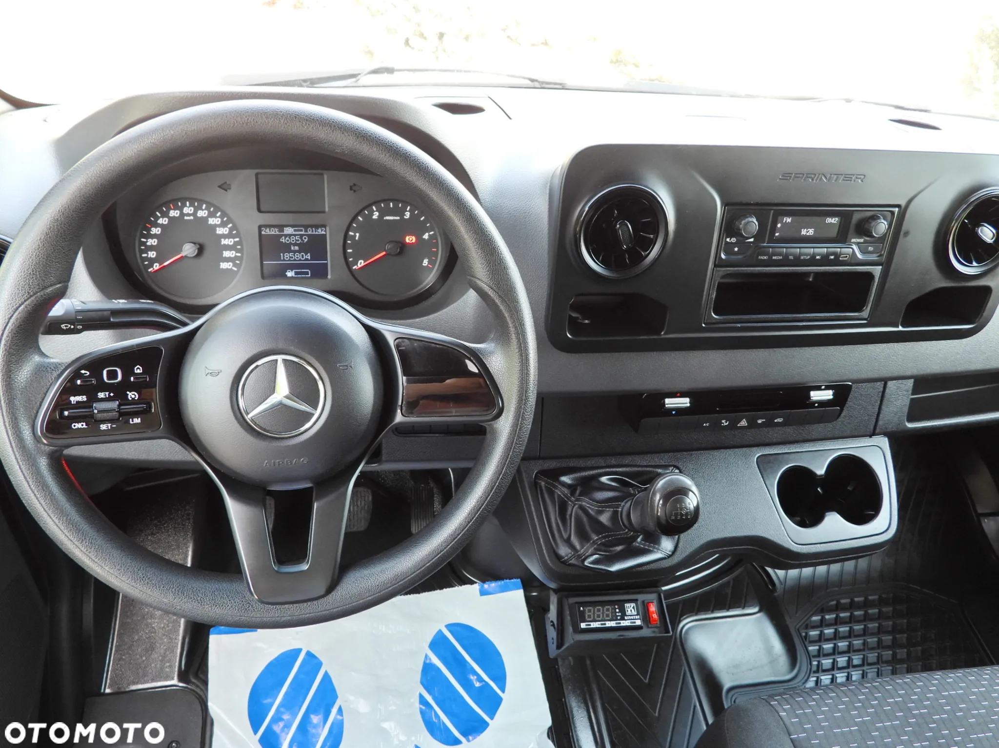 Mercedes-Benz SPRINTER 316 CHŁODNIA KONTENER 0*C WINDA 8 PALET TEMPOMAT PNEUMATYKA KLIMATYZACJA 160KM - 27