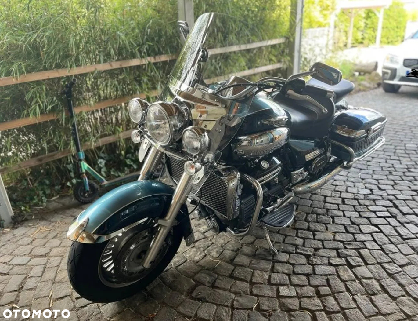 Triumph Rocket - 4