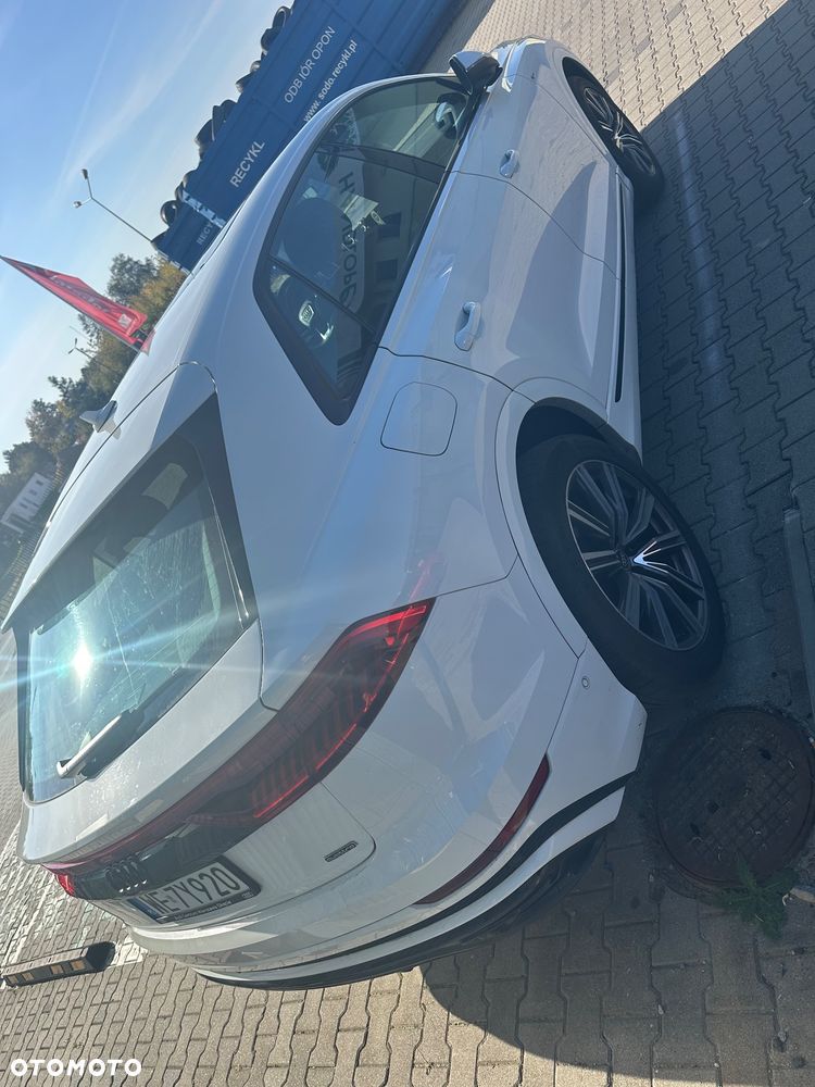 Audi Q8 - 6