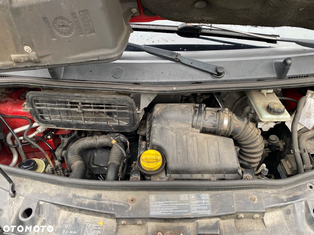 Opel Vivaro L2H1 2.9t - 11