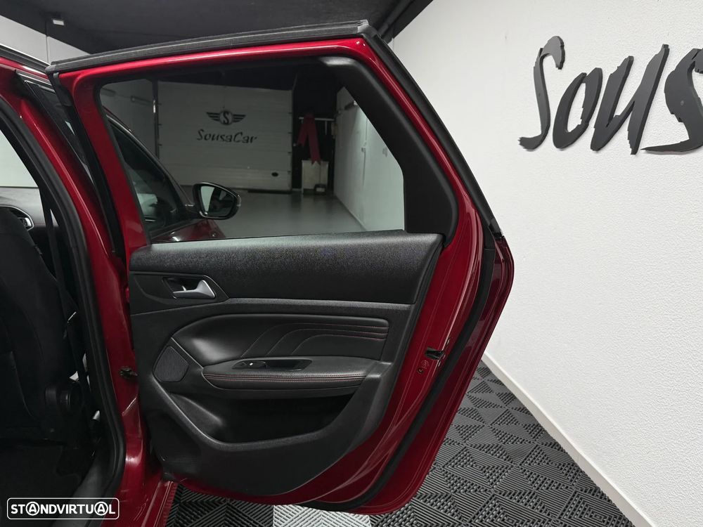 Peugeot 308 BlueHDi FAP 130 EAT8 Stop & Start GT - 11