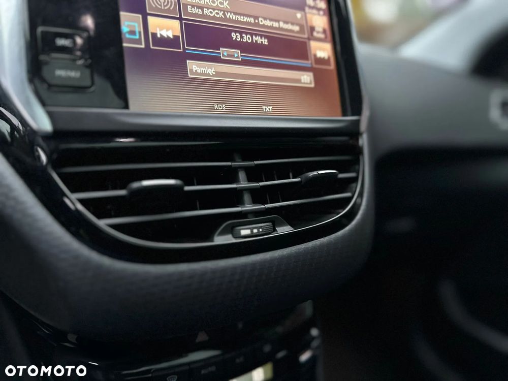 Peugeot 2008 Allure - 19