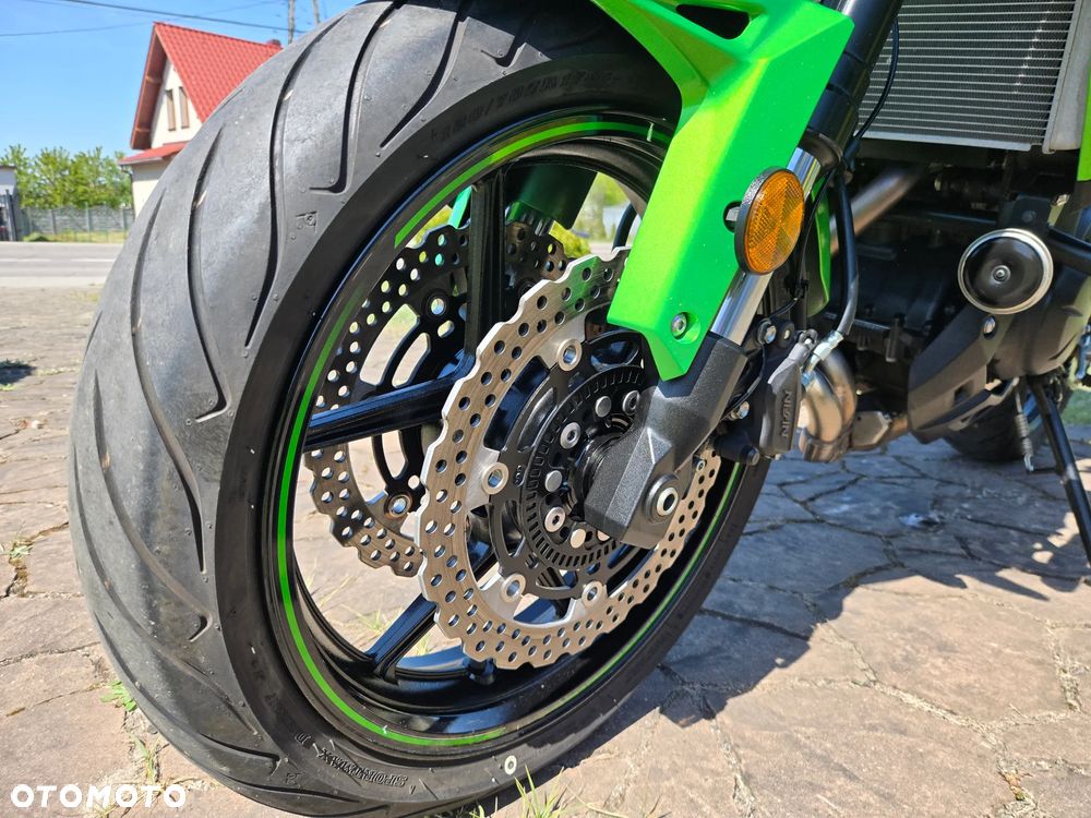 Kawasaki Versys 650 - 15
