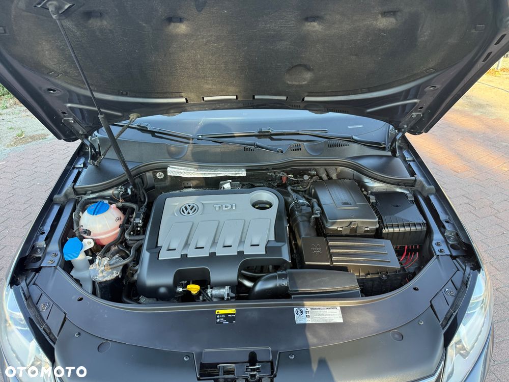 Volkswagen Passat 2.0 Blue TDI DSG SCR Highline - 16