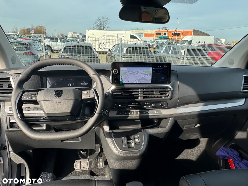 Peugeot Traveller 2.0 BlueHDi Long Business VIP EAT8 - 17