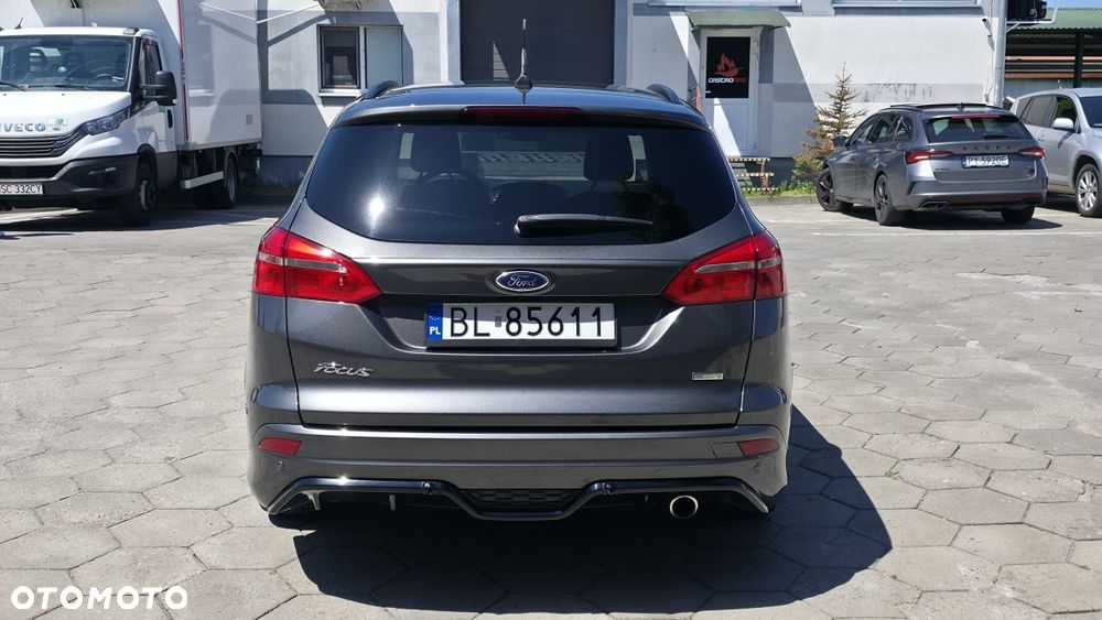Ford Focus - 4