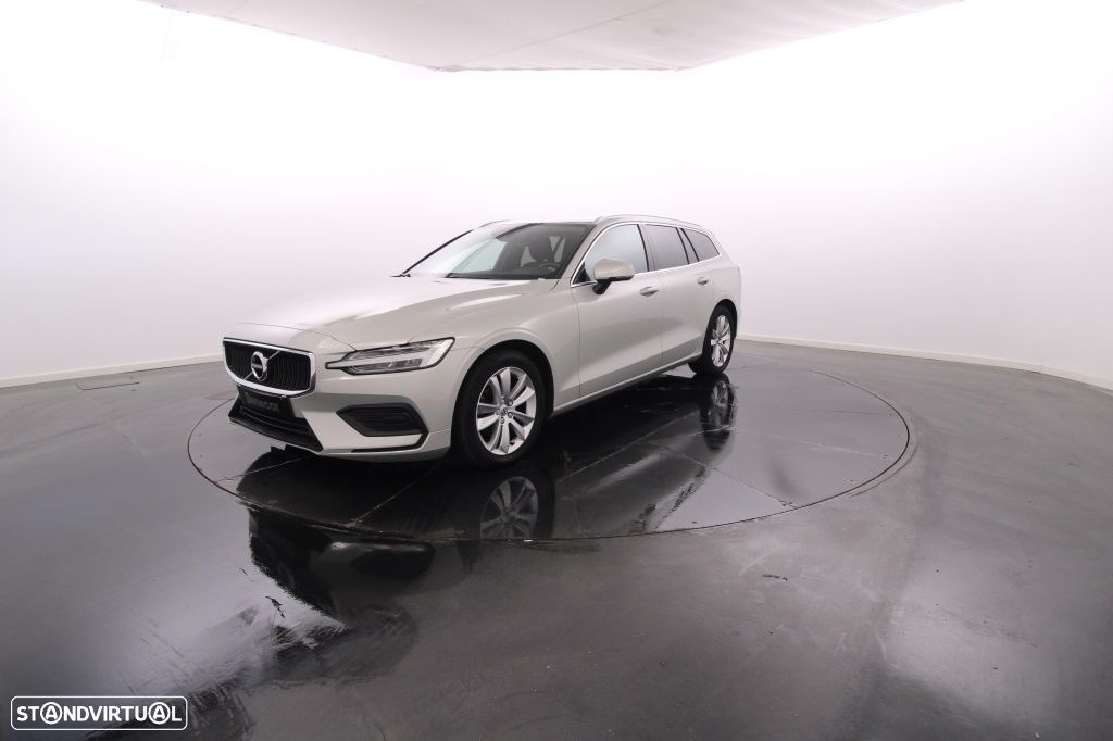 Volvo V60 2.0 D3 Momentum Plus - 1