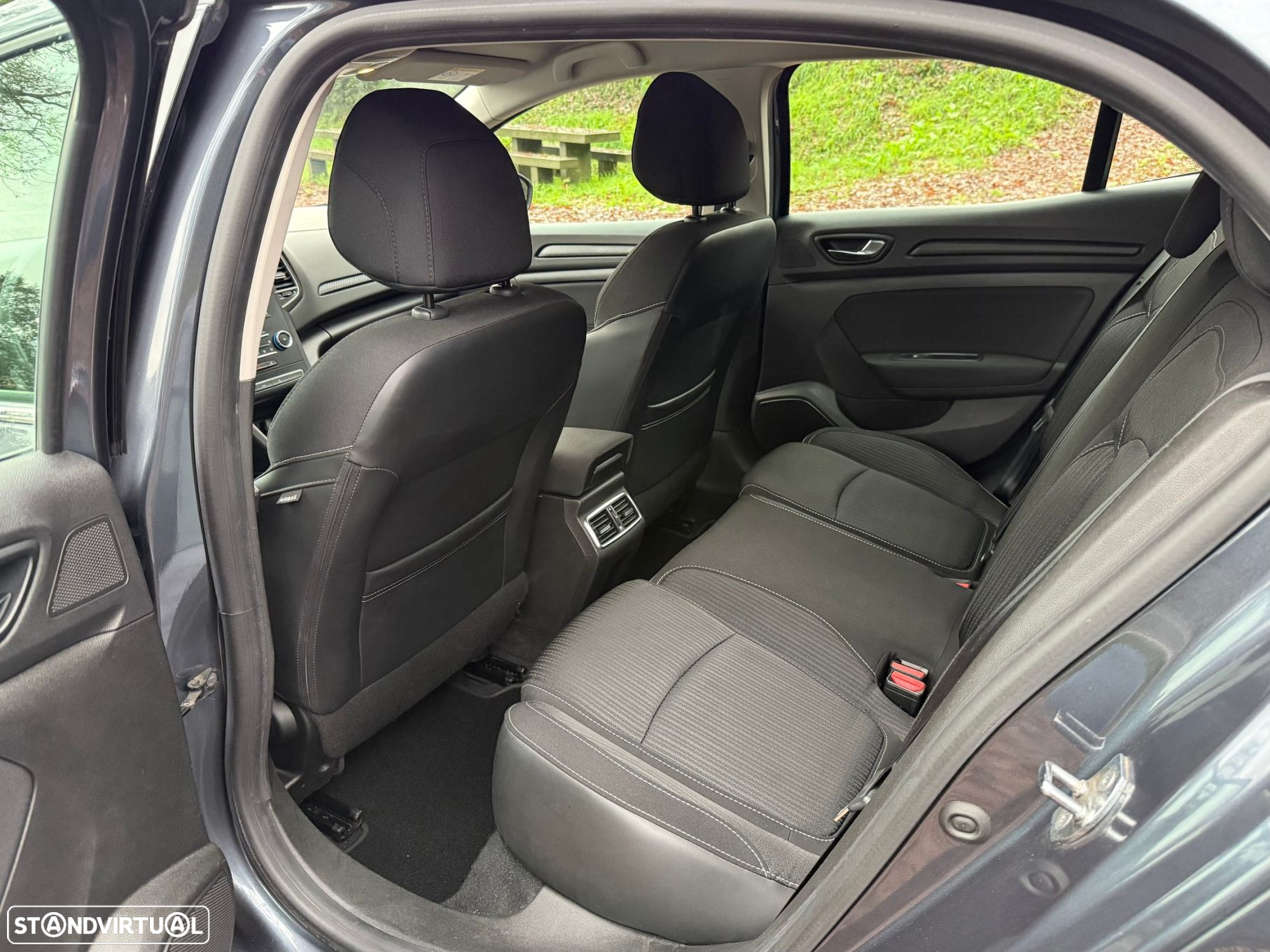 Renault Mégane BLUE dCi 115 ZEN - 19