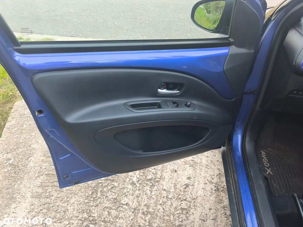 Toyota Aygo X 1.0 VVT-i Executive CVT - 20