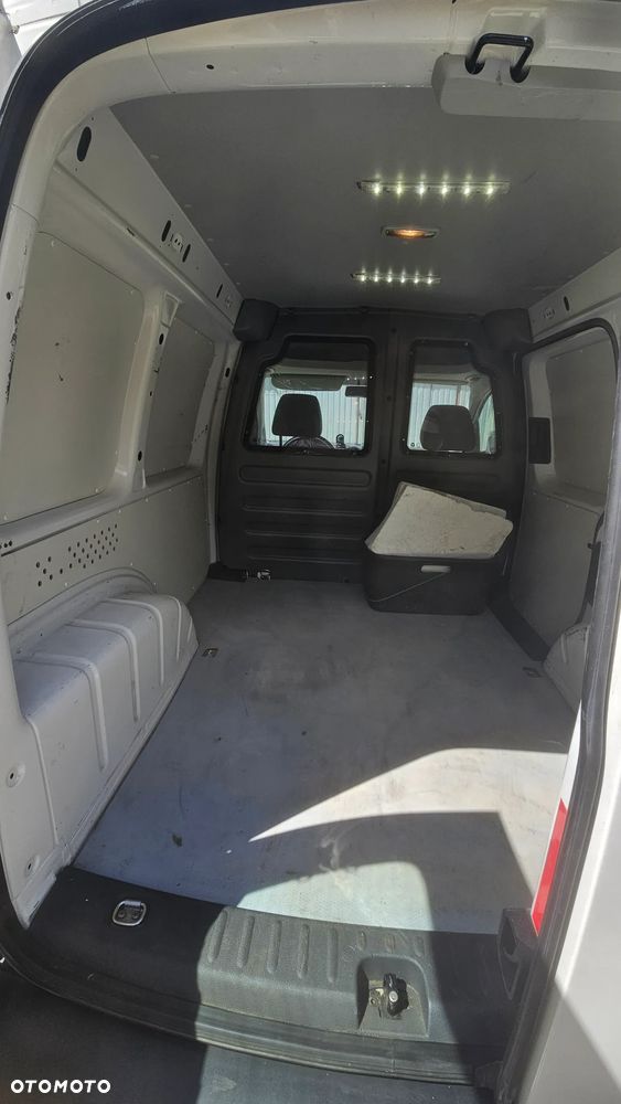 Volkswagen Caddy 1.6 (7-Si.) DSG - 15