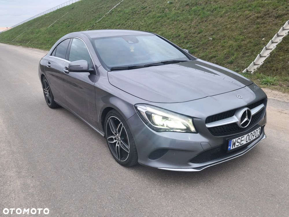 Mercedes-Benz CLA 200 7G-DCT AMG Line - 20