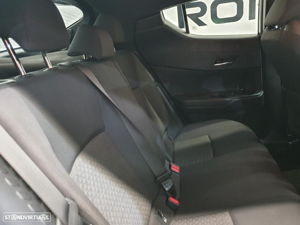 Toyota C-HR 1.8 Hybrid Exclusive - 19
