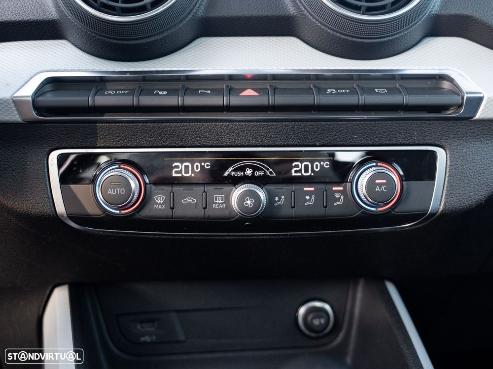 Audi Q2 30 TDI Design S tronic - 41