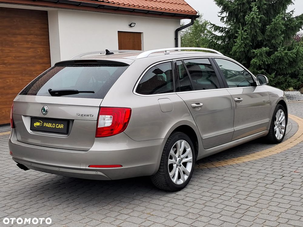 Skoda Superb 1.8 TSI Ambition DSG - 9