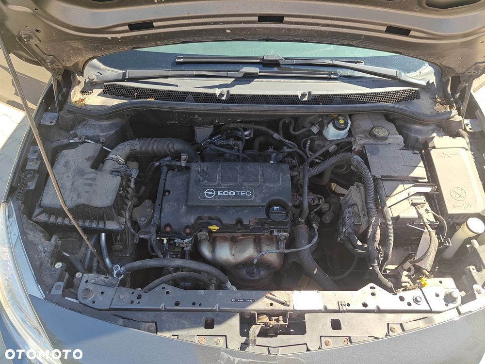 Opel Astra - 11