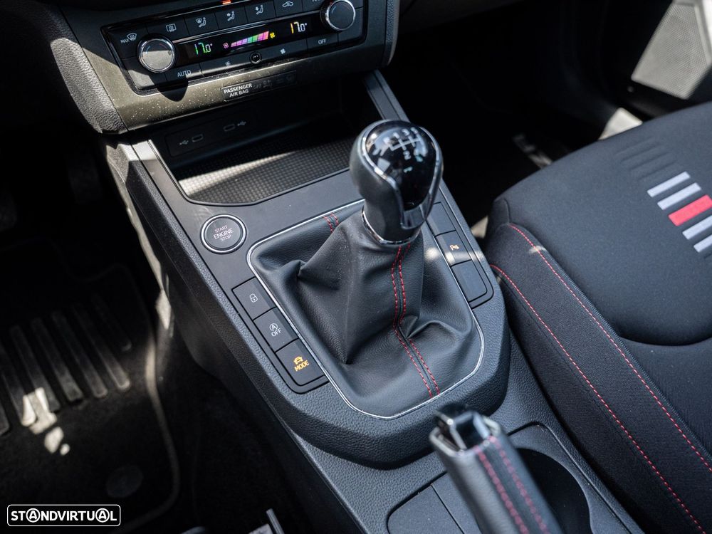 SEAT Ibiza 1.0 TSI FR - 42