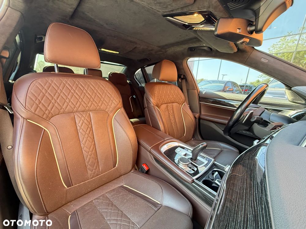 BMW Seria 7 750d xDrive sport - 19