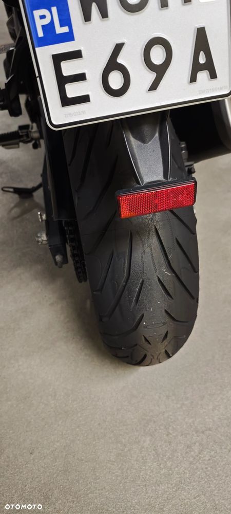 Kawasaki ZR - 15