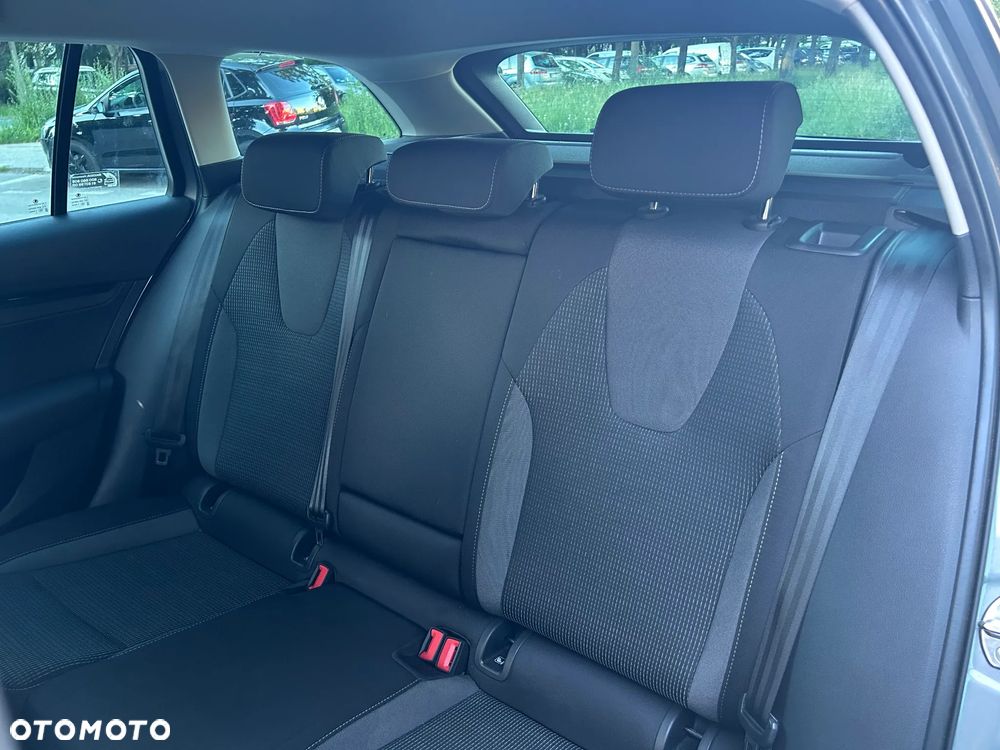 Skoda Octavia 1.5 TSI mHEV Selection DSG - 14