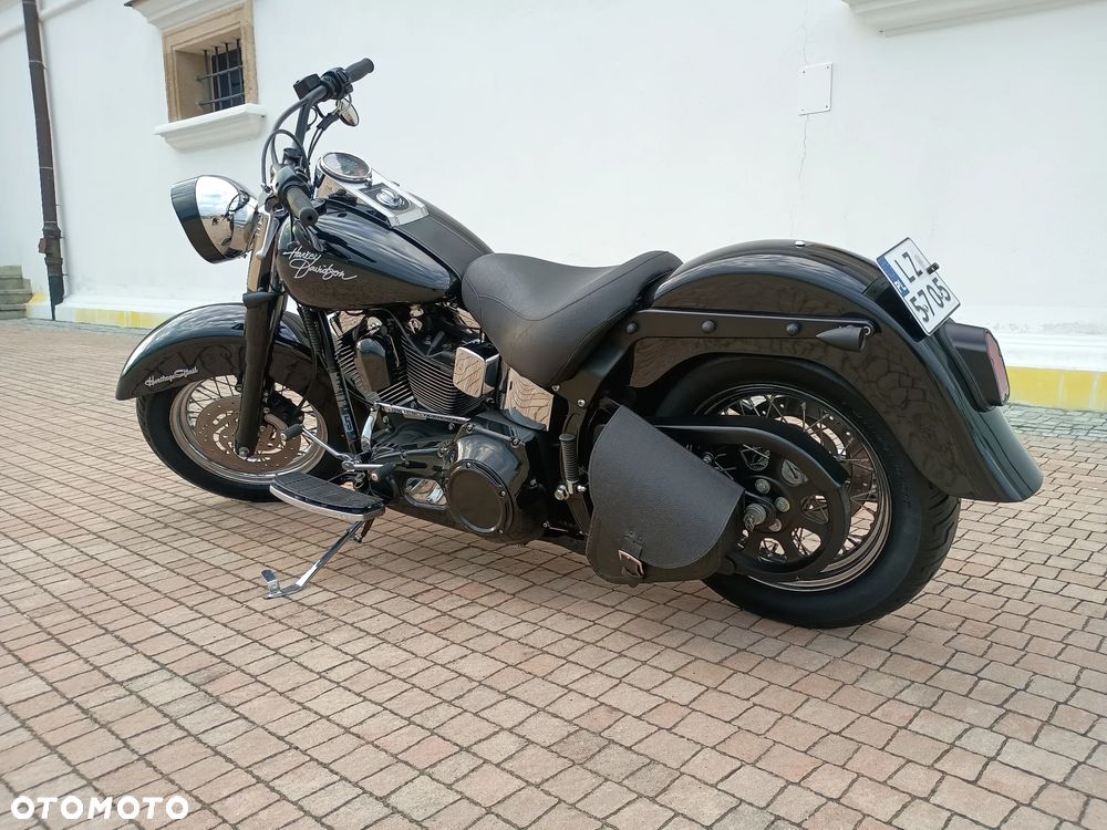 Harley-Davidson Softail Heritage Classic - 20