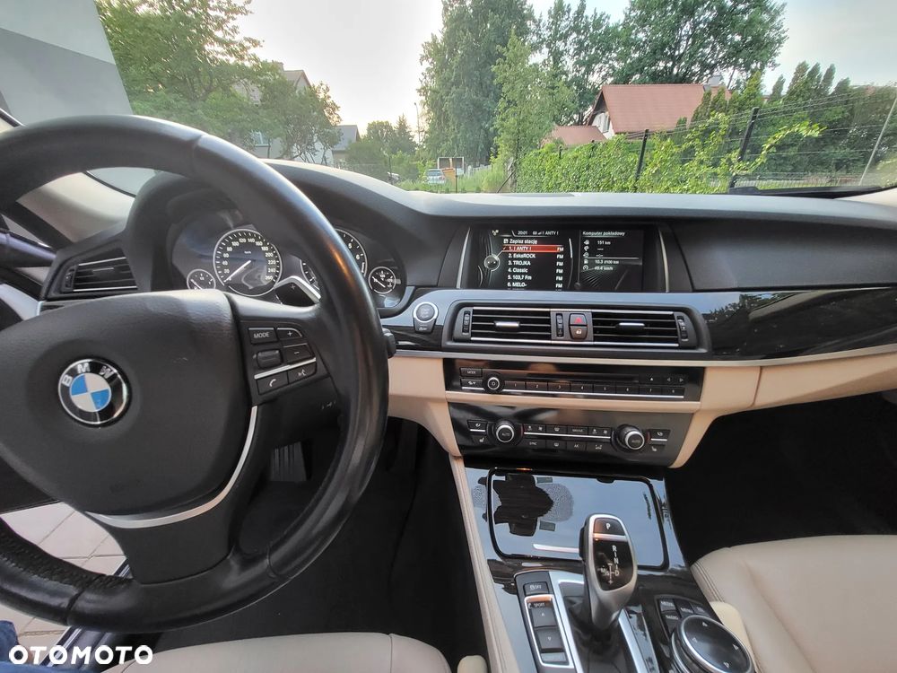 BMW Seria 5 528i xDrive Luxury Line - 20