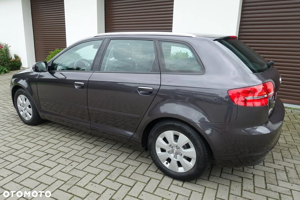 Audi A3 Sportback 1.6 TDI Ambiente - 29