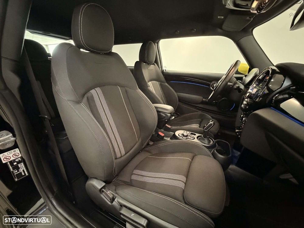 MINI 3 Portas Cooper SE - 14