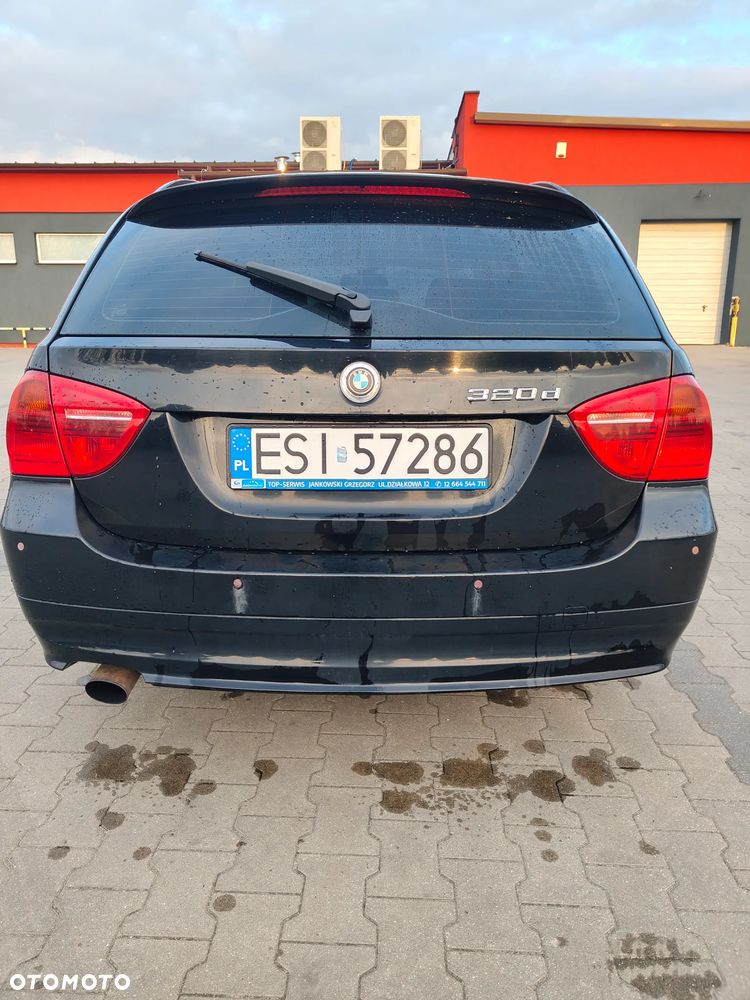 BMW Seria 3 320d DPF - 5